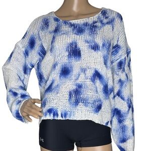 Lumiere Urban Outfitters white blue tie dye sweater NWT large